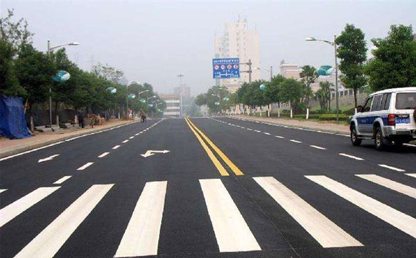 甘肃标线涂料在甘肃环氧地坪项目中的选择与应用